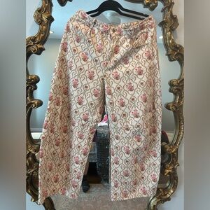 NWT Peach Love Floral Patterned Barrel Pants Sz Large